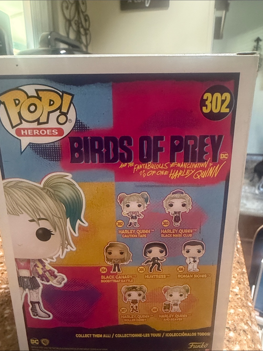 Funko Pop Harley Quinn Caution Tape #302 Birds of Prey DC - Picture 5 of 5